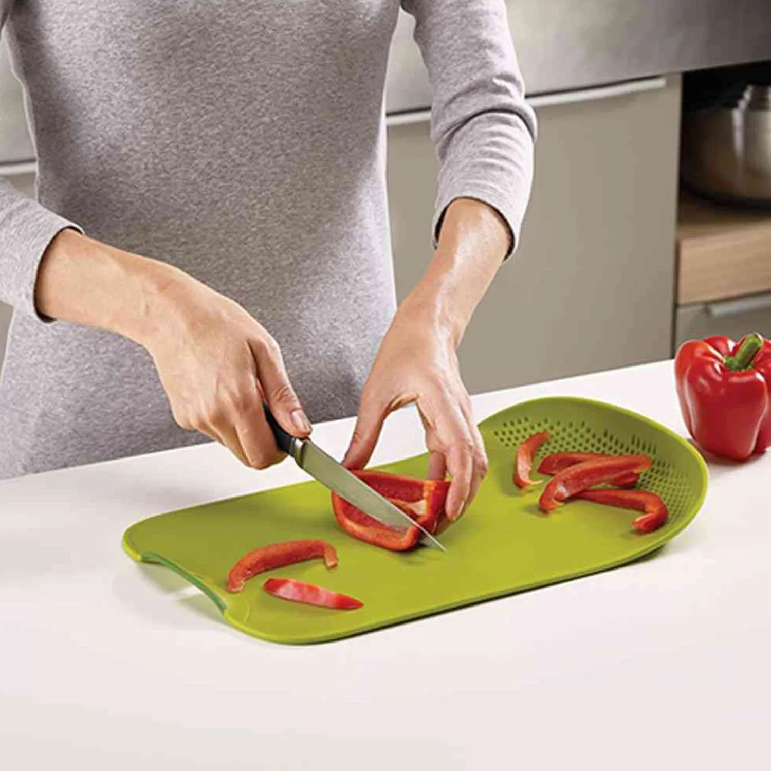 2229 Chop & Drain Vegetables Fruits Chopping Board Sleek Knife