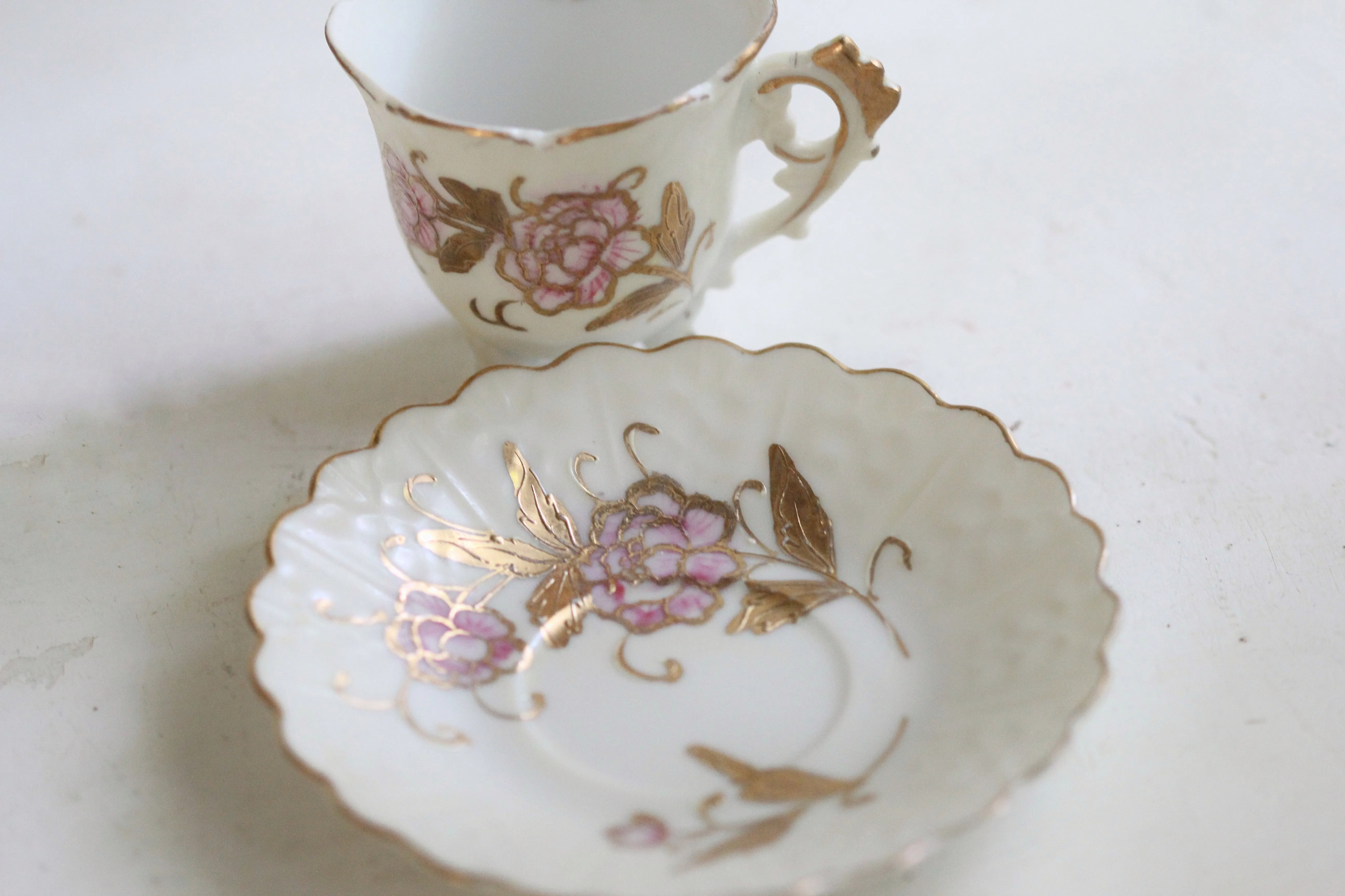Antique Pink Gold Flowers Tea Cup