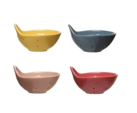 Round Berry Bowl with Handle